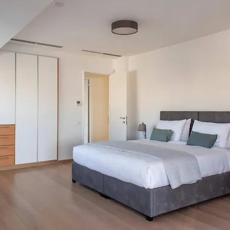 Apartment Naisikas Sea View *