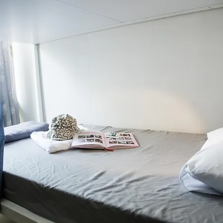 Kefi Hub Hostel *