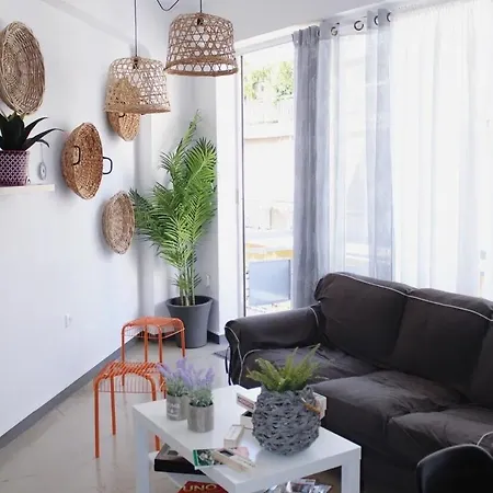 Kefi Hub Hostel *