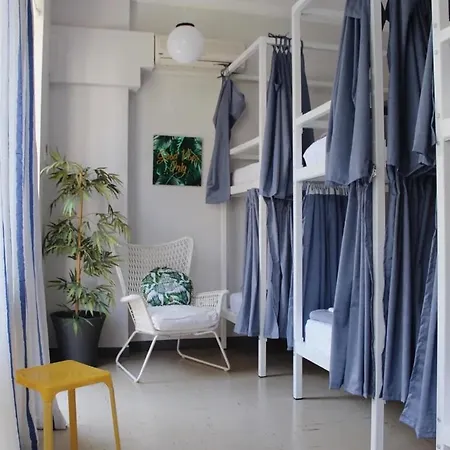 Kefi Hub Hostel *
