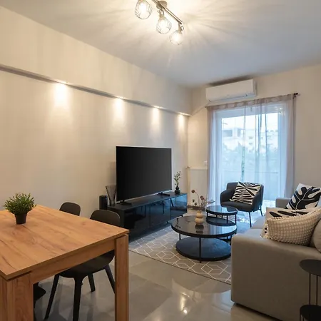 Relaxing Voula Hideaway Apartment *
