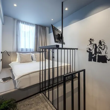 Bonnie By Nin&bau Hotel *