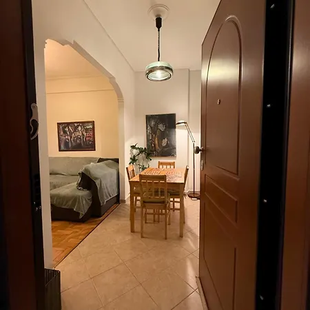 Vasia's Cosy In Athens, 