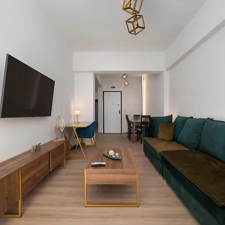Elegant Two-bedroom In Exarcheia, Peridot - Homes *