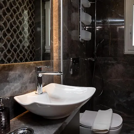 Brand New Three-bedroom In Kolonaki, Peridot - Homes Apartment Athens