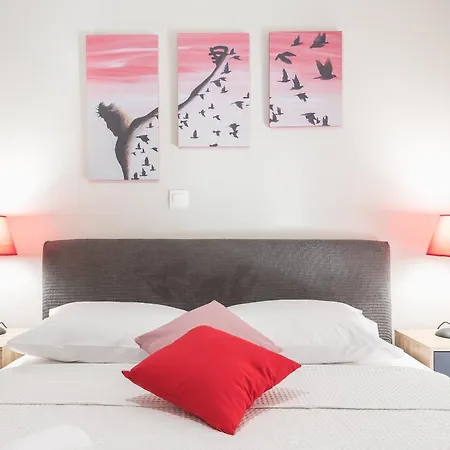 Cozy & Stylish 2br In Neos Kosmos *