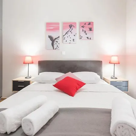 Apartment Cozy & Stylish 2br In Neos Kosmos Athens