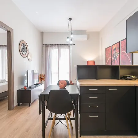 Apartment Cozy & Stylish 2br In Neos Kosmos Athens