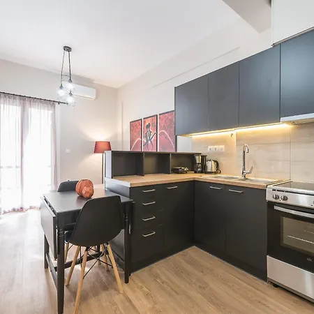 Apartment Cozy & Stylish 2br In Neos Kosmos Athens