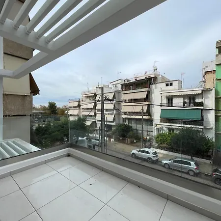 Cultural Retreat Stylish Near Stavros Niarchos Center