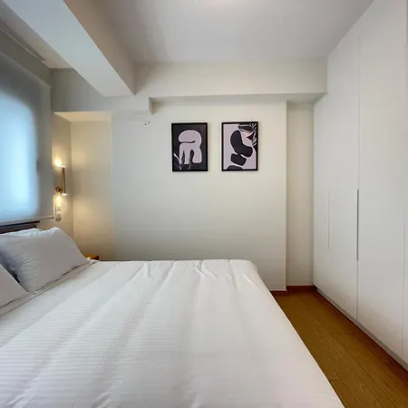 Cultural Retreat Stylish Near Stavros Niarchos Center Apartment *