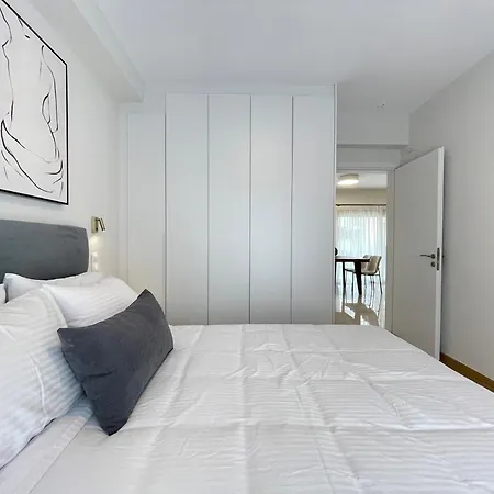 Cultural Retreat Stylish Near Stavros Niarchos Center Apartment *
