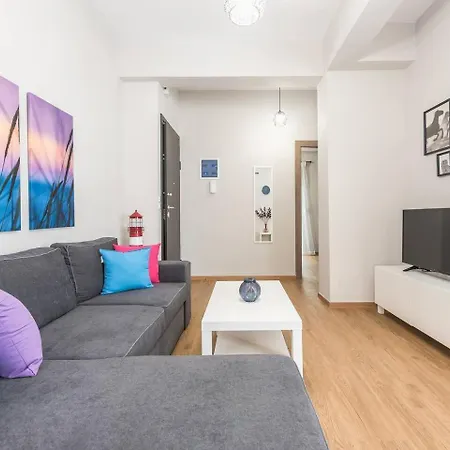 Apartment Bright & Modern 1bd In Neos Kosmos