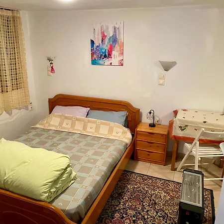 20 Mins From Centre, Rural House Holiday home Athens