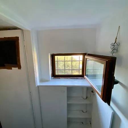 20 Mins From Centre, Rural House Athens