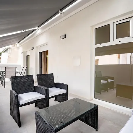 Comfy With Private Terrace By Mps Apartment