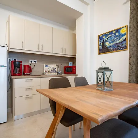 Apartment Comfy With Private Terrace By Mps