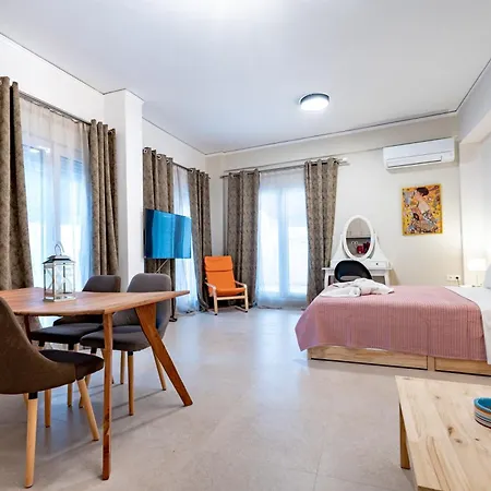 Comfy With Private Terrace By Mps Athens