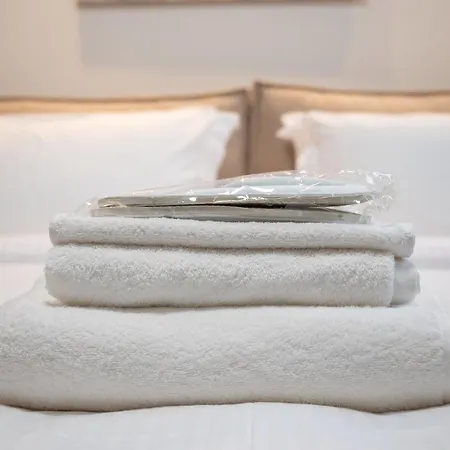 Athenee Apartment