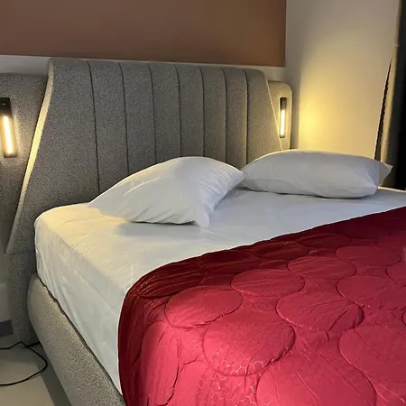 Apartment Iris Panepistimiou