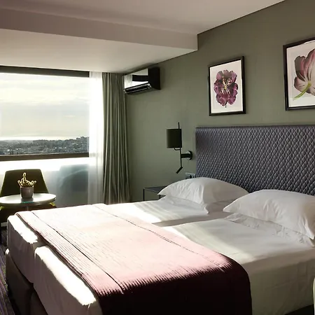Hotel President