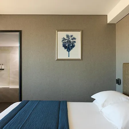 Hotel President