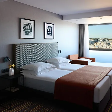Hotel President