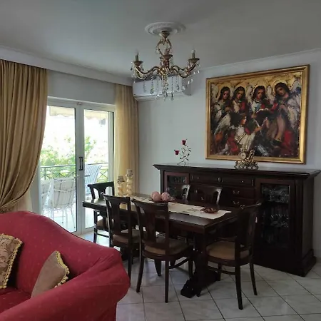 Emilia And Nikos Marousi Apartment