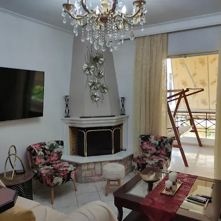 Emilia And Nikos Marousi Apartment
