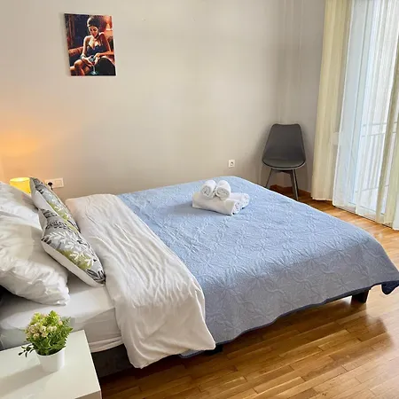 Platonos Apartment