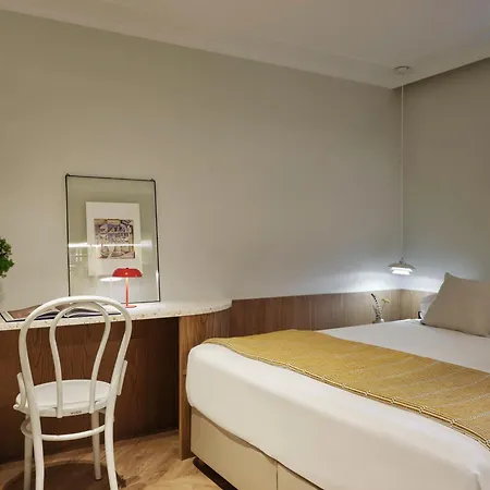 Aparthotel Presidential Suites, By *