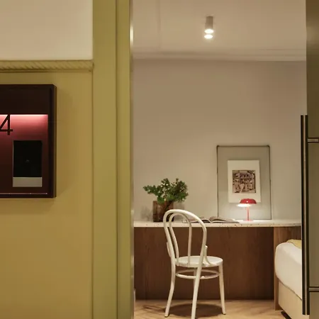 Presidential Suites, By Athens