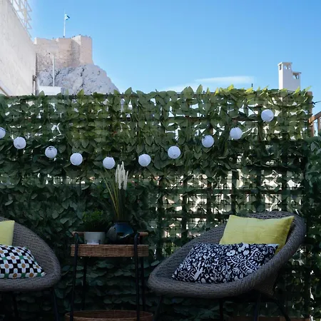 House In Plaka Apartment