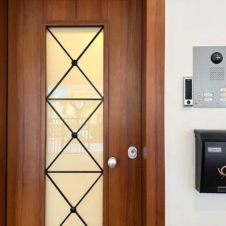 Apartment Th0 Futuristic Luxury Two Bedrooms With High-tech Amenities Athens