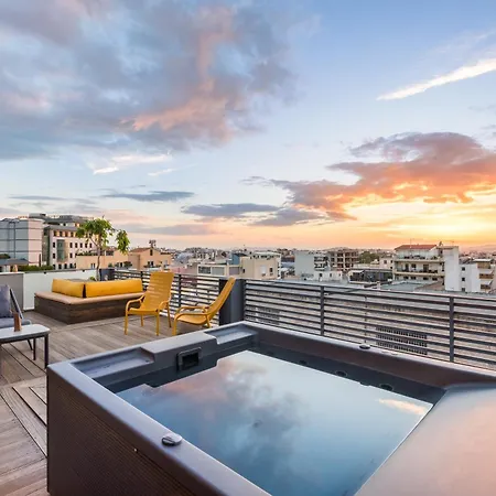 Acropolis View Luxe Penthouse With Outdoor Terrace Hottub