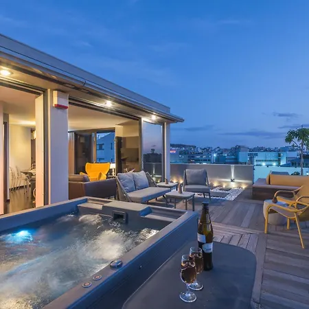Acropolis View Luxe Penthouse With Outdoor Terrace Hottub * Athens