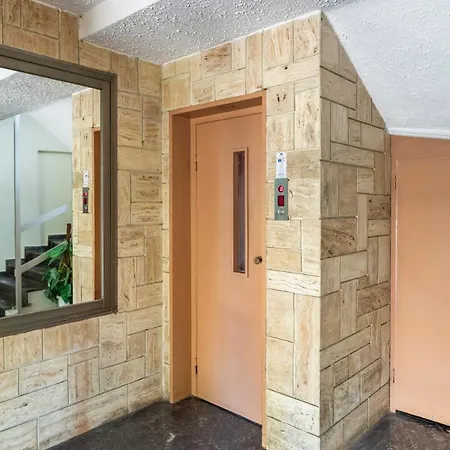 Eclipse Minimal Apartment Athens