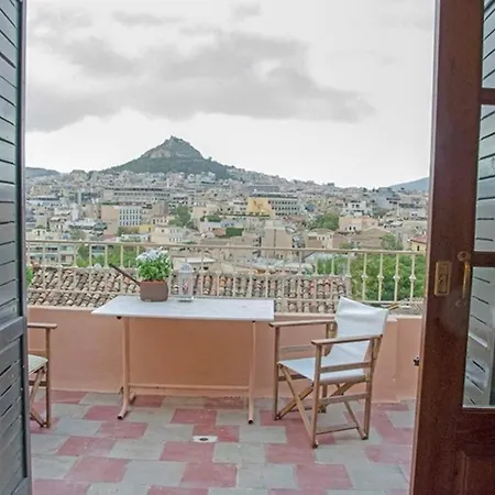 Anafiotika Fos Cycladic Home!