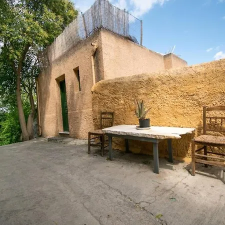 Anafiotika Fos Cycladic Home! Athens
