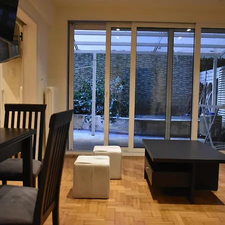 Apartment Peaceful Retreat In Kolonaki Athens