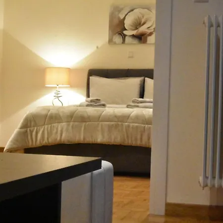 Apartment Peaceful Retreat In Kolonaki