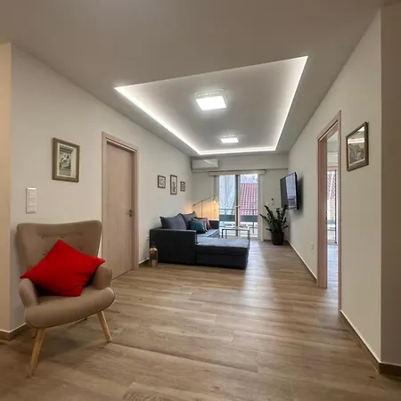 A Lux, Center, Syntagma! Work Or Play Athens