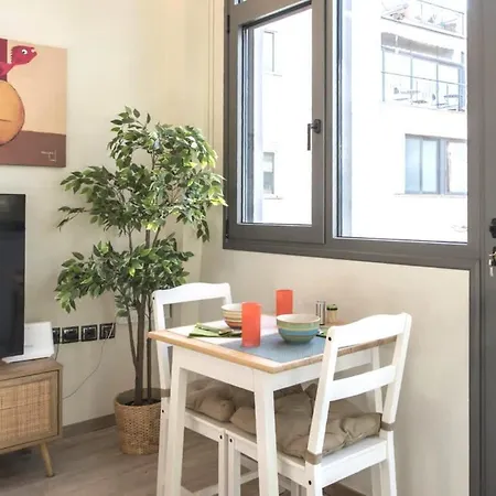 Apartment Luxury Haven In The Ideal Area Of *