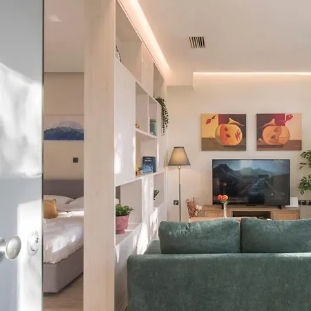 Apartment Luxury Haven In The Ideal Area Of