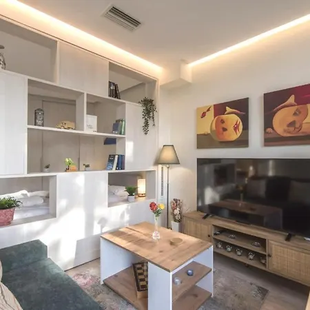 Luxury Haven In The Ideal Area Of Apartment Athens