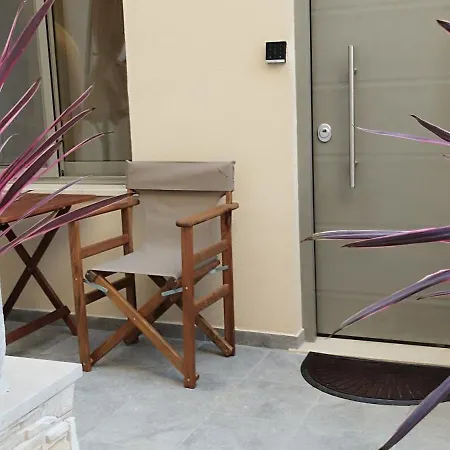 Modern Temple Of Athina 1 & 2 Apartment