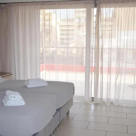Athenian Aparthotel 3*