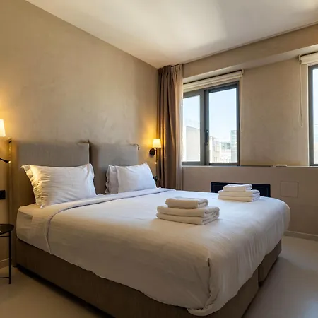 Regal Mitropoleos Hotel 4*