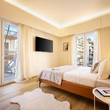 O&o Group - Touching Acropolis Elegant