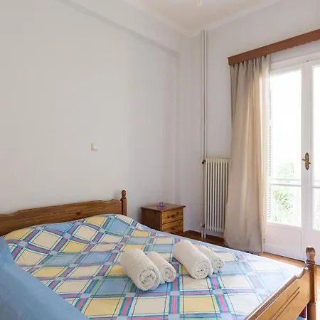 Apartment Cozy - Central, 3 Mins From Metro